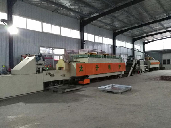 網帶式氣氛保護爐